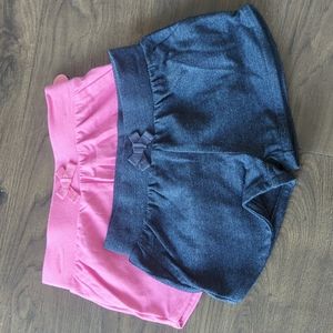 Lot of 2 girls shorts 3-6M